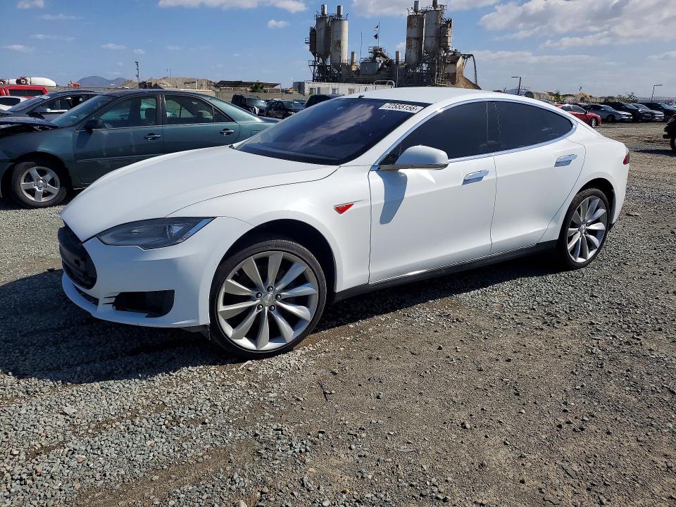 Продажа на аукционе авто 2013 Tesla Model S, vin: 5YJSA1CG7DFP09374, номер лота: 72555156