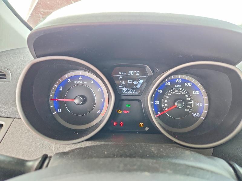 2015 Hyundai Elantra მანქანა იყიდება აუქციონზე, vin: KMHDH4AE4FU451831, აუქციონის ნომერი: 71345176