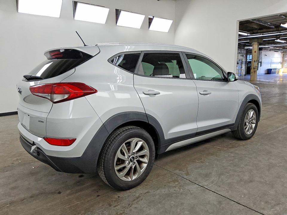 Продаж на аукціоні авто 2017 Hyundai Tucson, vin: KM8J3CA40HU289542, номер лоту: 71277866