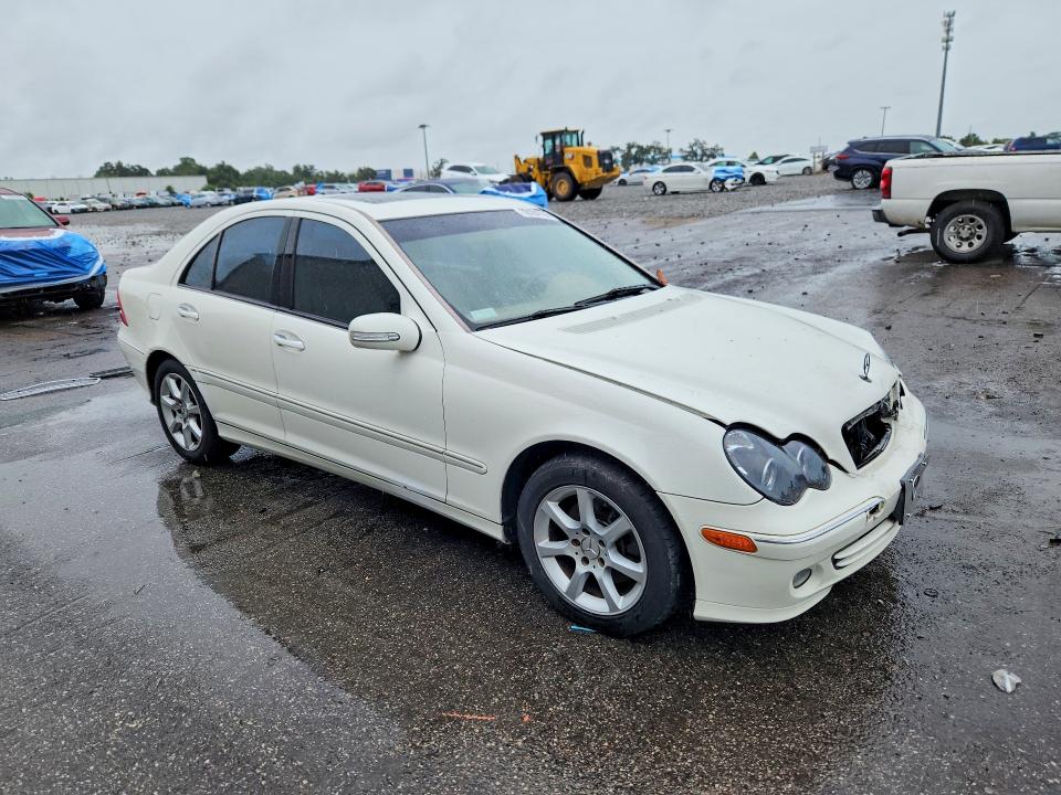 2007 Mercedes-benz C მანქანა იყიდება აუქციონზე, vin: WDBRF92H57F876131, აუქციონის ნომერი: 72104736