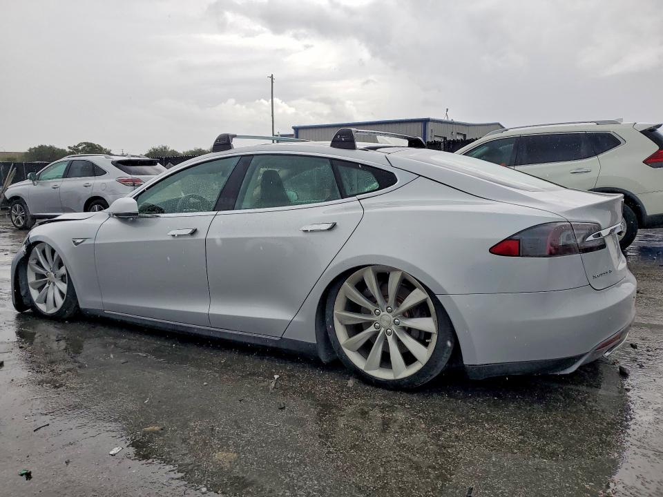 Aukcja sprzedaży 2013 Tesla Model S, vin: 5YJSA1CN4DFP04115, numer aukcji: 71592066