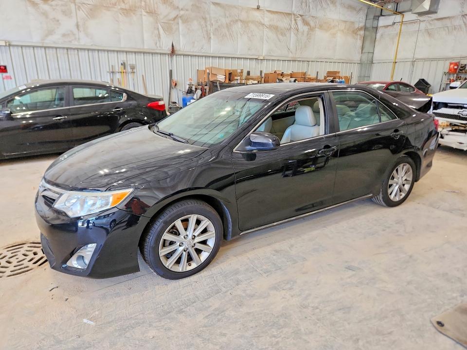 71599916 :رقم المزاد ، 4T1BK1FK8CU507660 vin ، 2012 Toyota Camry مزاد بيع