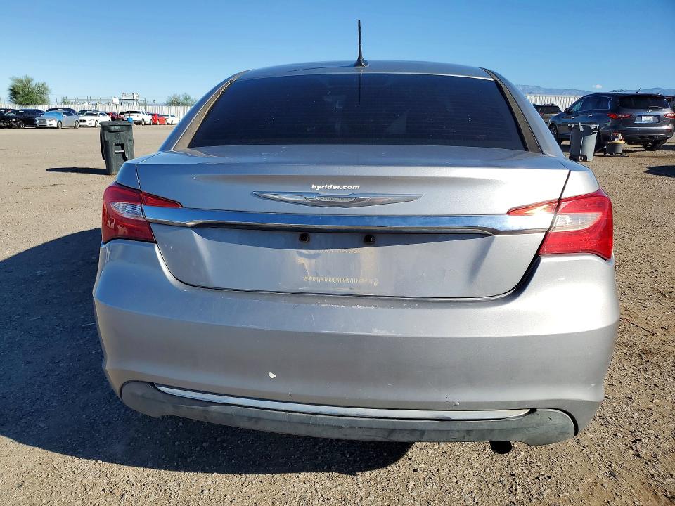 Продажа на аукционе авто 2013 Chrysler 200, vin: 1C3CCBAB3DN647313, номер лота: 71202086
