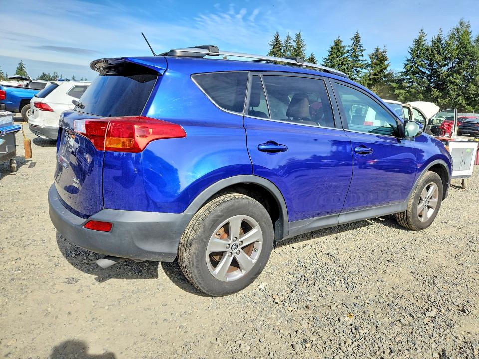 2015 Toyota Rav4 მანქანა იყიდება აუქციონზე, vin: 2T3RFREV9FW403624, აუქციონის ნომერი: 71177356