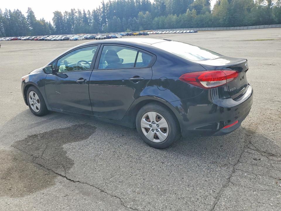 2018 Kia Forte მანქანა იყიდება აუქციონზე, vin: 3KPFK4A79JE268741, აუქციონის ნომერი: 71490146