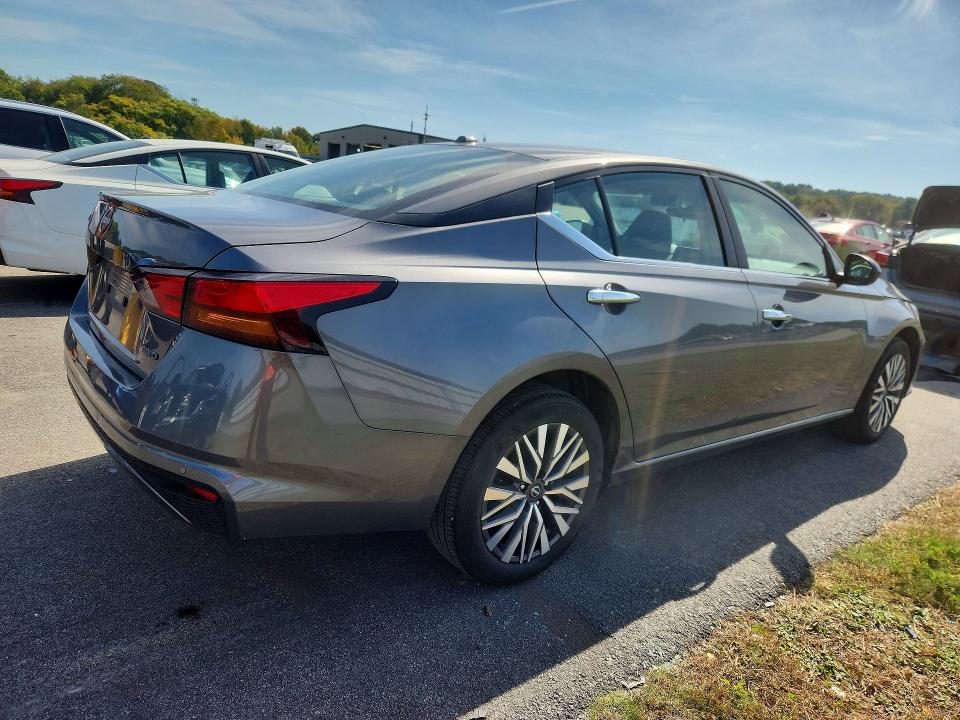 Продажа на аукционе авто 2025 Nissan Altima, vin: 1N4BL4DWXSN334148, номер лота: 71358226