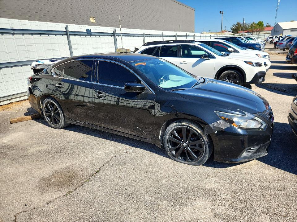 73074426 :رقم المزاد ، 1N4AL3AP8HC472732 vin ، 2017 Nissan Altima مزاد بيع