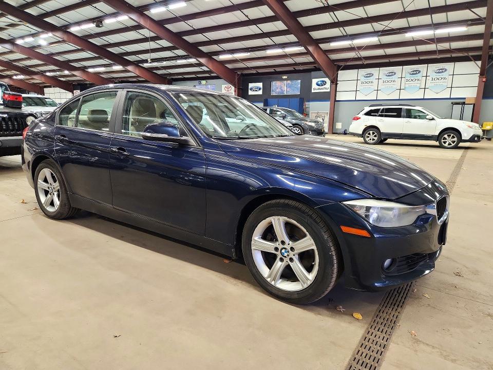 2013 Bmw 328 მანქანა იყიდება აუქციონზე, vin: WBA3B3C56DF533146, აუქციონის ნომერი: 71967066