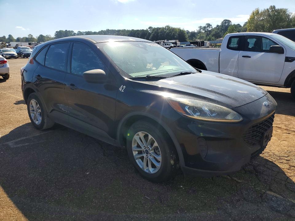 Продажа на аукционе авто 2020 Ford Escape, vin: 1FMCU0F63LUA54835, номер лота: 72229496