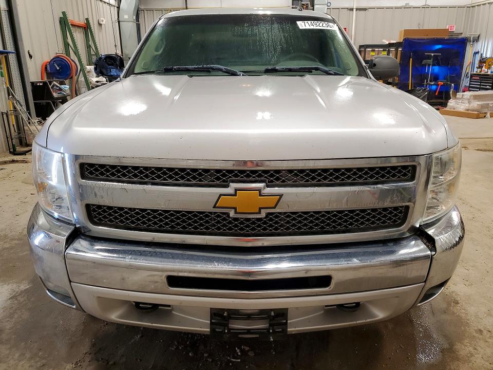 Продажа на аукционе авто 2013 Chevrolet Silverado, vin: 1GCRKSE78DZ326939, номер лота: 71492236