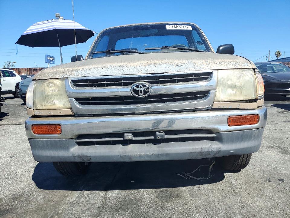 71683766 :رقم المزاد ، 4TANL42N5VZ256890 vin ، 1997 Toyota Tacoma مزاد بيع