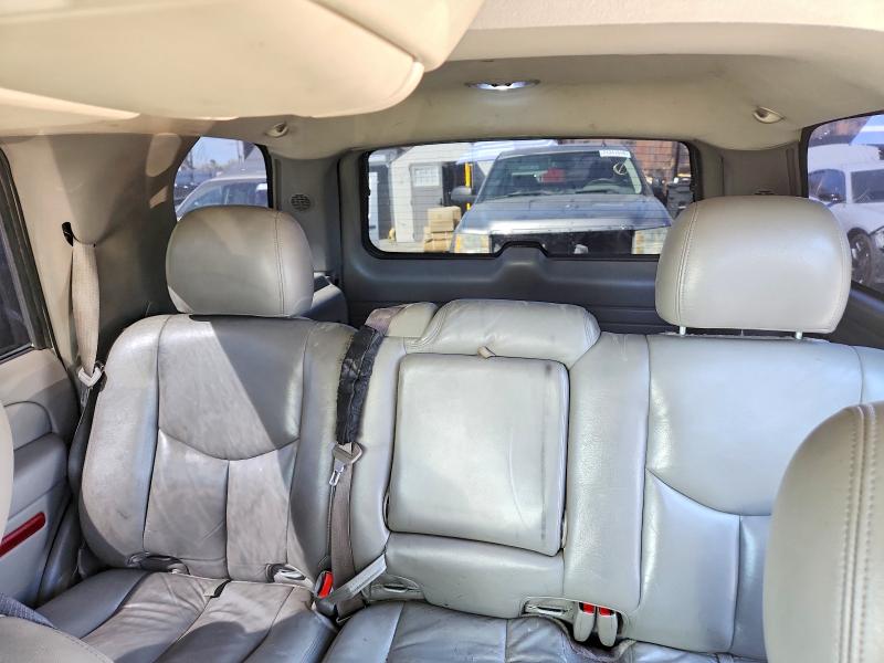 71002946 :رقم المزاد ، 1GNEC13T74R273910 vin ، 2004 Chevrolet Tahoe مزاد بيع