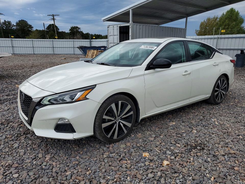 2019 Nissan Altima მანქანა იყიდება აუქციონზე, vin: 1N4BL4CV2KC114829, აუქციონის ნომერი: 71362886