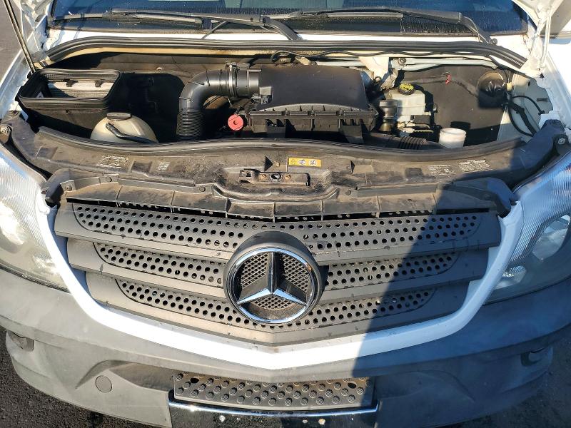 71324436 :رقم المزاد ، WD3PE8DC6E5902255 vin ، 2014 Mercedes-benz Sprinter مزاد بيع