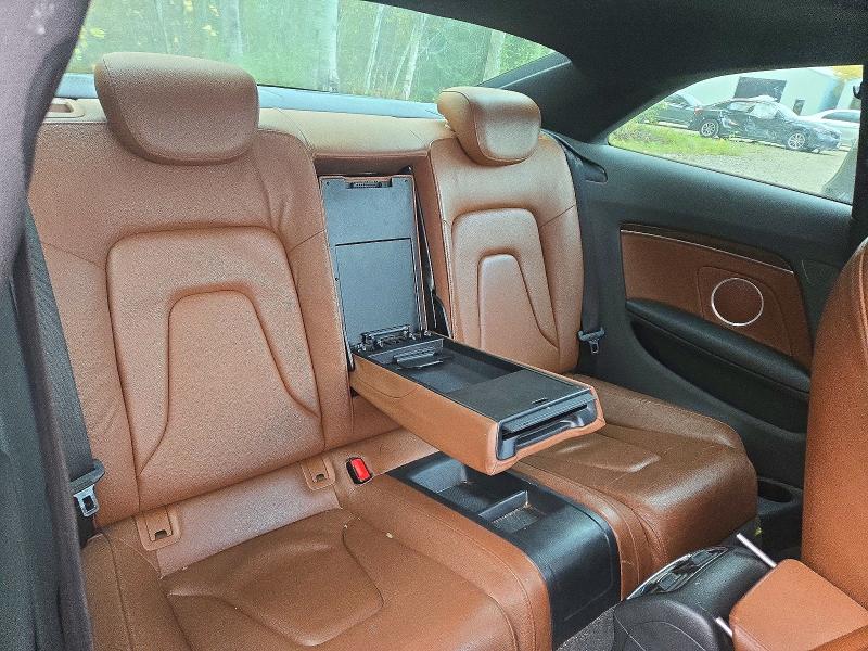 70218866 :رقم المزاد ، WAUCKBFR6AA017984 vin ، 2010 Audi A5 مزاد بيع