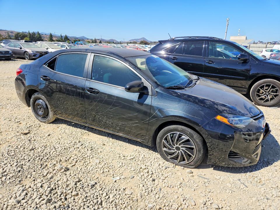 2018 Toyota Corolla მანქანა იყიდება აუქციონზე, vin: 2T1BURHE1JC006253, აუქციონის ნომერი: 71488016