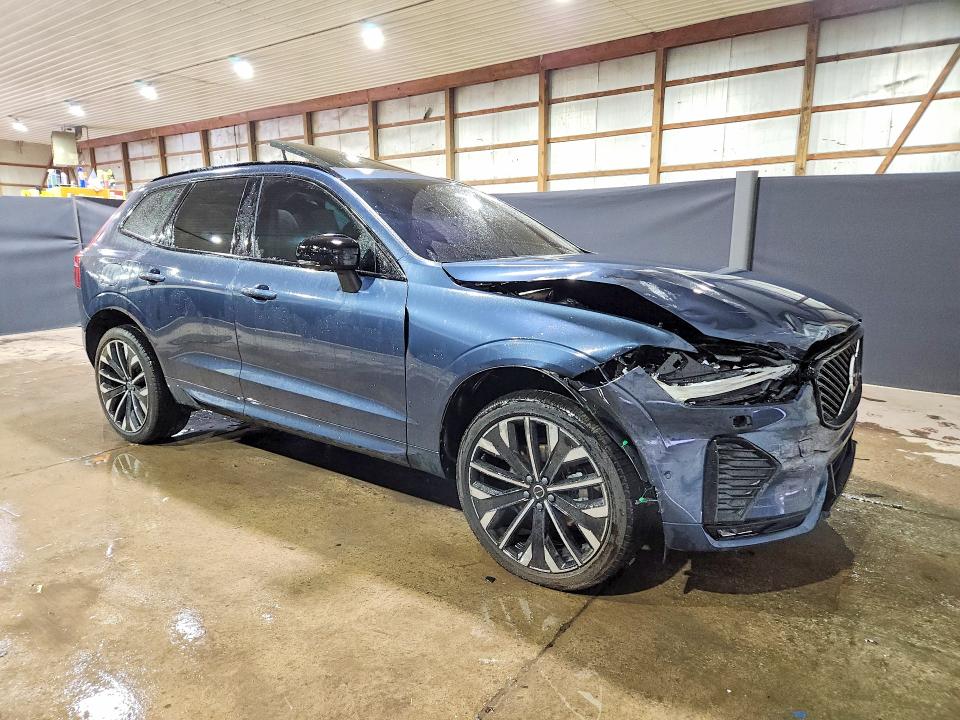 71229636 :رقم المزاد ، YV4M12RM4T1445885 vin ، 2026 Volvo Xc60 مزاد بيع