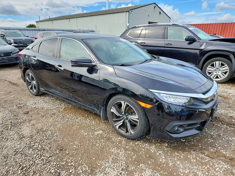 Продажа на аукционе авто 2017 Honda Civic, vin: 2HGFC1F99HH102063, номер лота: 71586456