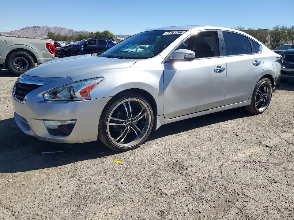 2013 Nissan Altima მანქანა იყიდება აუქციონზე, vin: 1N4AL3AP7DN491481, აუქციონის ნომერი: 71761206