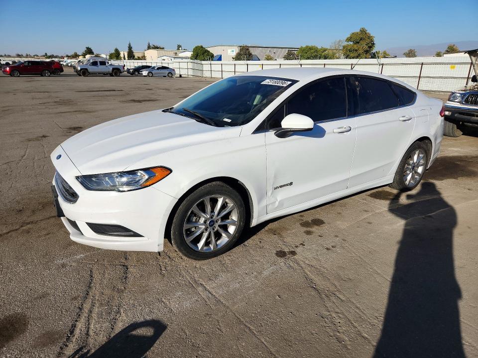Продаж на аукціоні авто 2017 Ford Fusion, vin: 3FA6P0LU6HR387868, номер лоту: 73180096