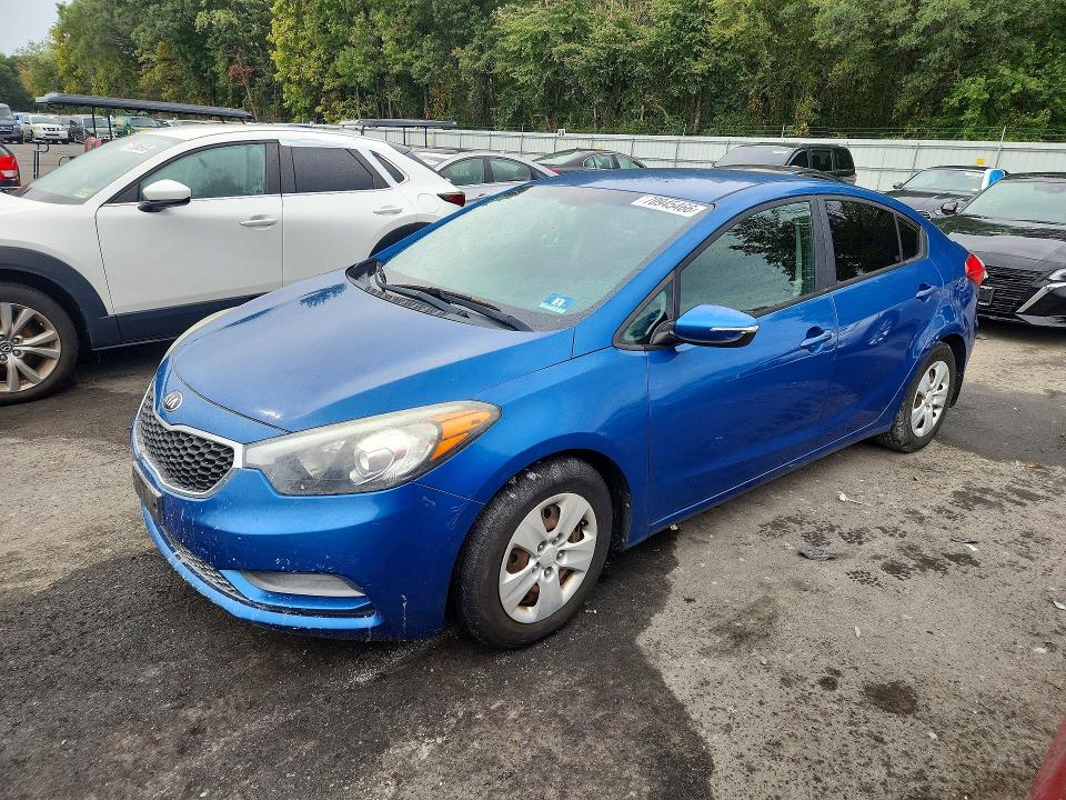 70945466 :رقم المزاد ، KNAFX4A64F5314064 vin ، 2015 Kia Forte مزاد بيع