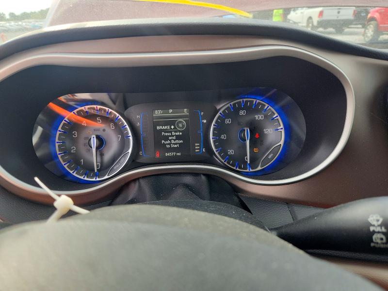 72616996 :رقم المزاد ، 2C4RC1BG7HR782152 vin ، 2017 Chrysler Pacifica مزاد بيع
