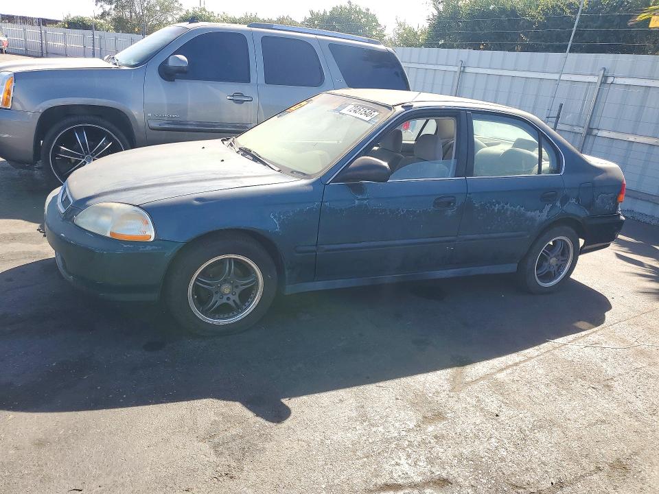 1998 Honda Civic მანქანა იყიდება აუქციონზე, vin: 2HGEJ6679WH622614, აუქციონის ნომერი: 72451546