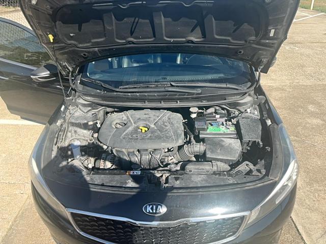 2017 Kia Forte მანქანა იყიდება აუქციონზე, vin: 3KPFL4A86HE086897, აუქციონის ნომერი: 72234166