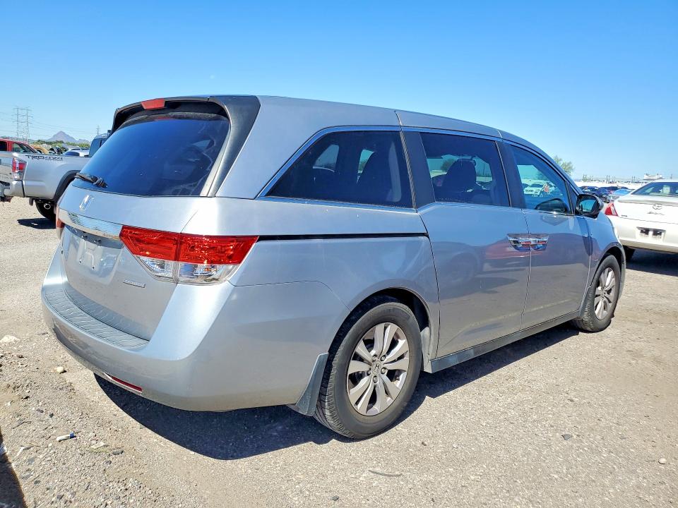 70663176 :رقم المزاد ، 5FNRL5H30GB100380 vin ، 2016 Honda Odyssey مزاد بيع