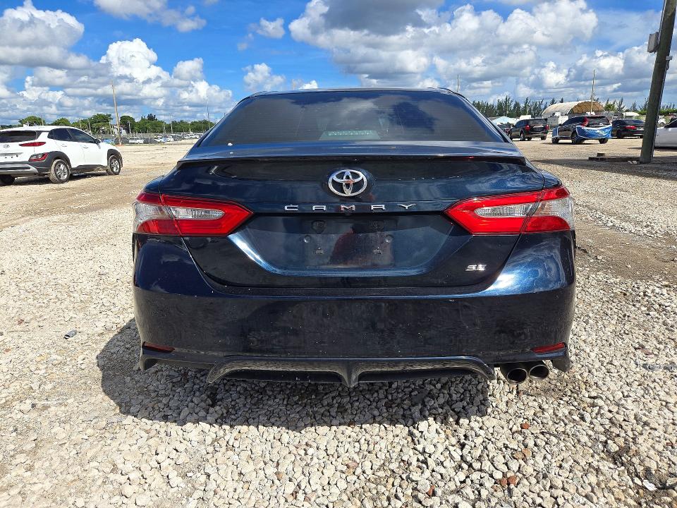 2018 Toyota Camry მანქანა იყიდება აუქციონზე, vin: 4T1B11HK0JU601223, აუქციონის ნომერი: 72696516