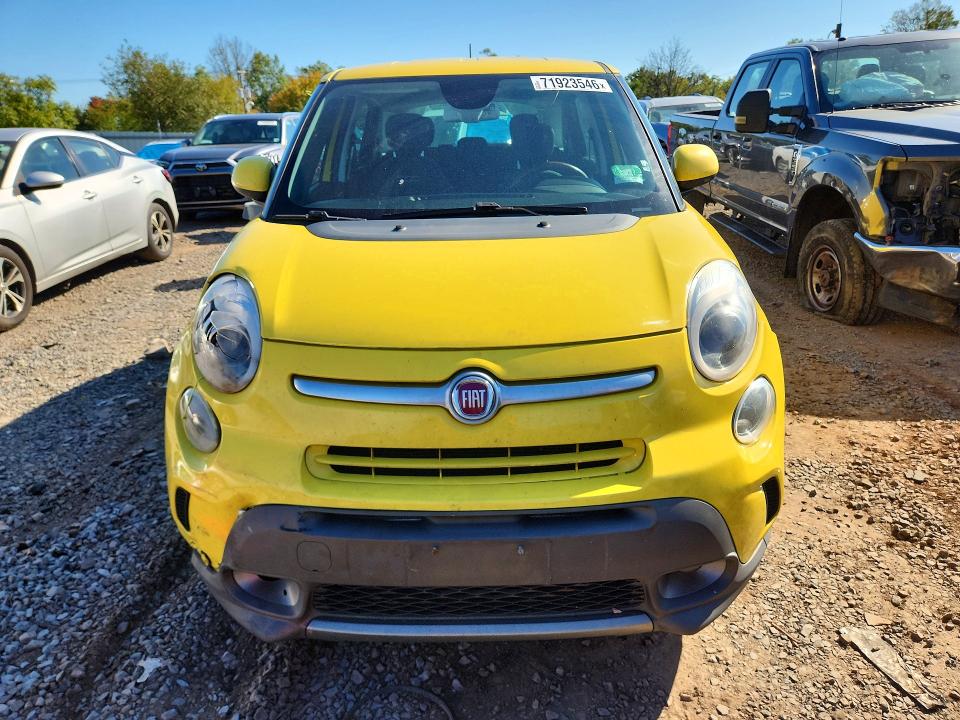71923546 :رقم المزاد ، ZFBCFADH5EZ022826 vin ، 2014 Fiat 500l مزاد بيع