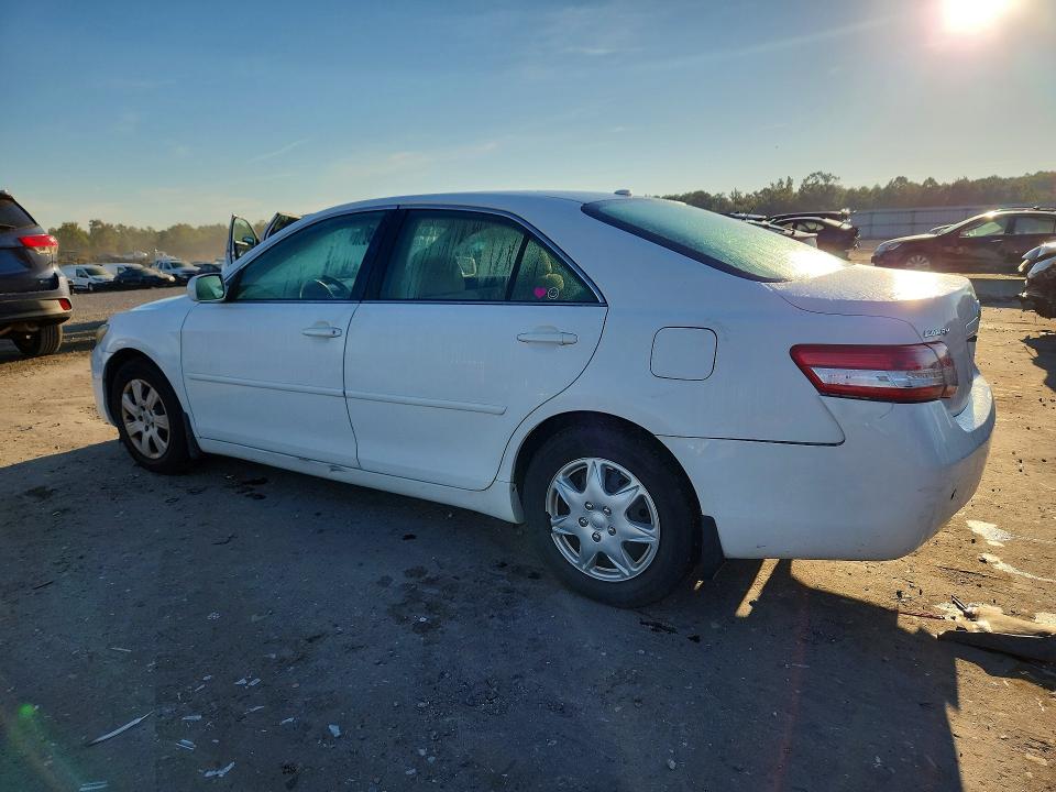 2010 Toyota Camry მანქანა იყიდება აუქციონზე, vin: 4T1BF3EK3AU523022, აუქციონის ნომერი: 71437236