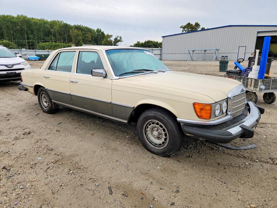 71711676 :رقم المزاد ، 11612012001353 vin ، 1978 Mercedes-benz C-class 30 مزاد بيع