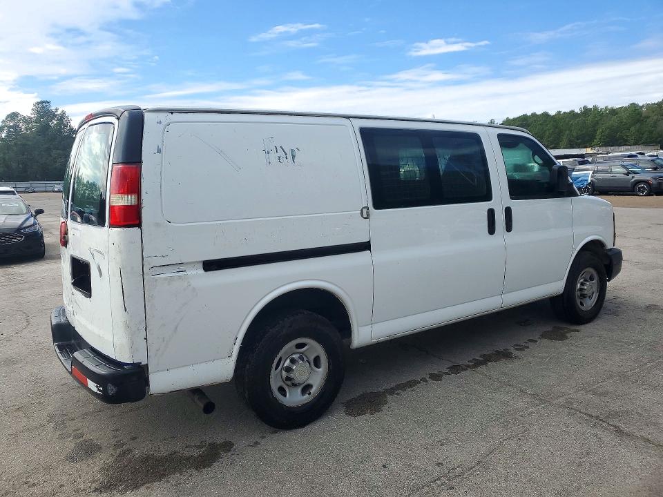 70726376 :رقم المزاد ، 1GCWGFCA9D1157751 vin ، 2013 Chevrolet Express G2500 مزاد بيع