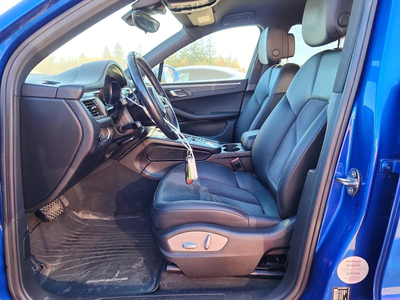 73415996 :رقم المزاد ، WP1AA2A57HLB08535 vin ، 2017 Porsche Macan مزاد بيع