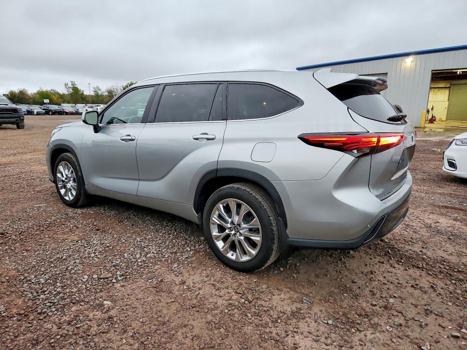 2021 Toyota Highlander მანქანა იყიდება აუქციონზე, vin: 5TDDZRBH7MS540219, აუქციონის ნომერი: 71615806