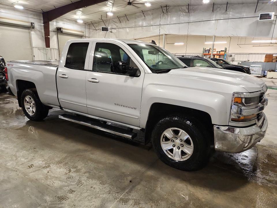 Aukcja sprzedaży 2018 Chevrolet Silverado, vin: 1GCVKREC9JZ220404, numer aukcji: 73232086