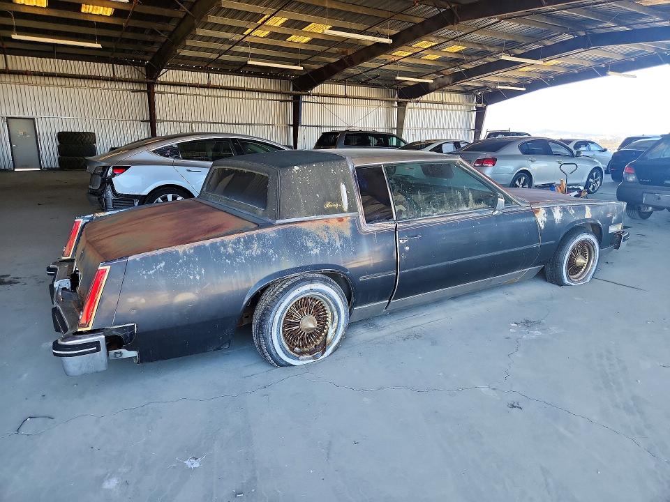 1985 Cadillac Eldorado მანქანა იყიდება აუქციონზე, vin: 1G6EL5782FE602080, აუქციონის ნომერი: 72043326