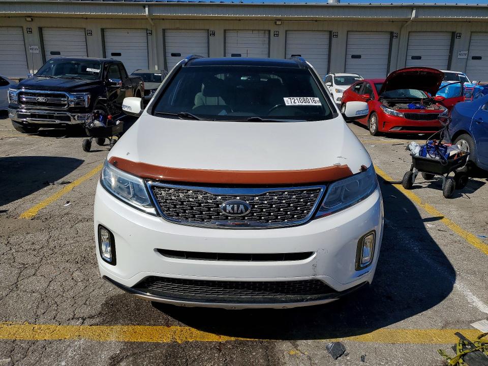 72108016 :رقم المزاد ، 5XYKW4A76FG575216 vin ، 2015 Kia Sorento مزاد بيع
