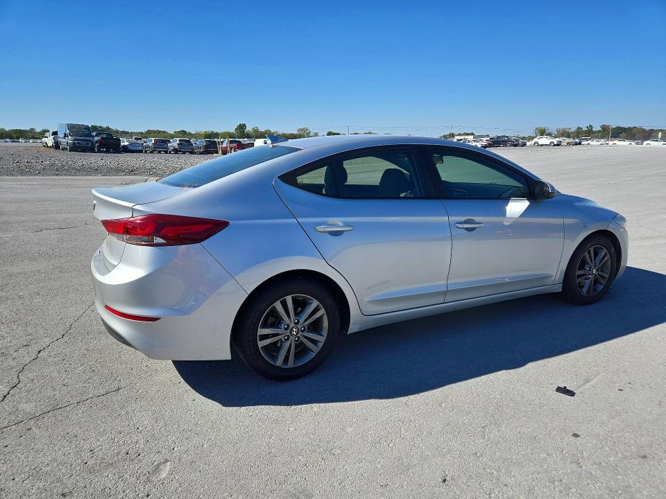 2018 Hyundai Elantra მანქანა იყიდება აუქციონზე, vin: 5NPD84LF5JH305516, აუქციონის ნომერი: 69446346