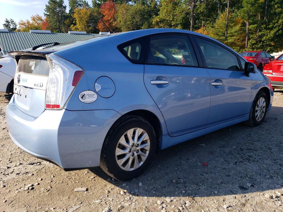 2013 Toyota Prius Plug-in Hybrid მანქანა იყიდება აუქციონზე, vin: JTDKN3DP0D3034995, აუქციონის ნომერი: 70346316