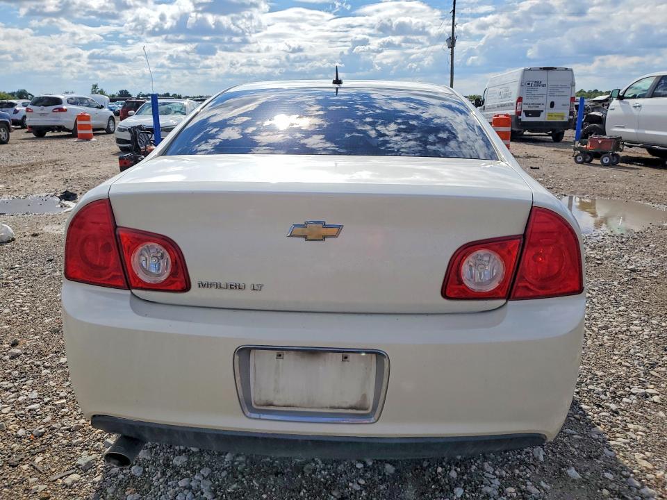 71029306 :رقم المزاد ، 1G1ZC5E1XBF216685 vin ، 2011 Chevrolet Malibu مزاد بيع