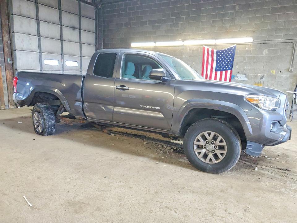 71413336 :رقم المزاد ، 5TFSZ5AN3GX037552 vin ، 2016 Toyota Tacoma مزاد بيع