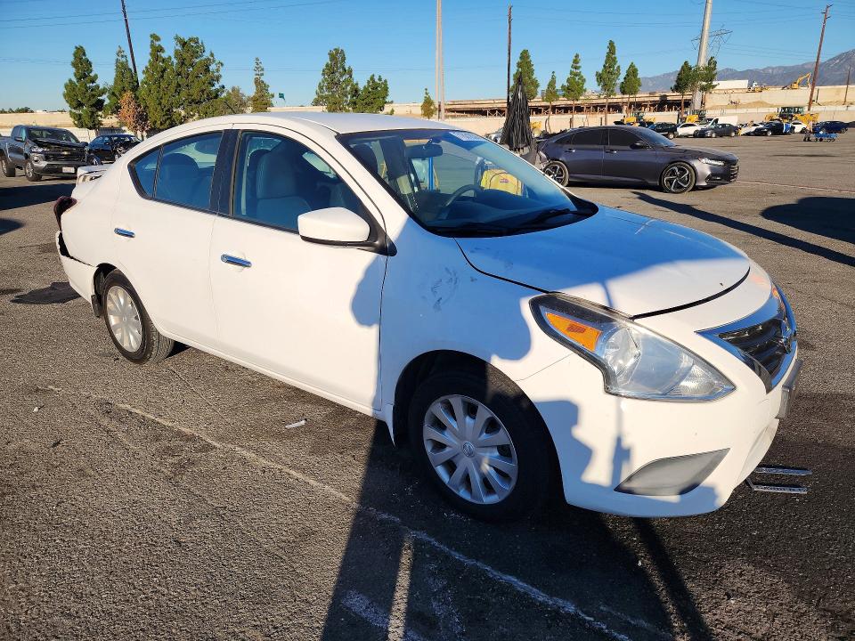 71631836 :رقم المزاد ، 3N1CN7AP4GL839331 vin ، 2016 Nissan Versa مزاد بيع