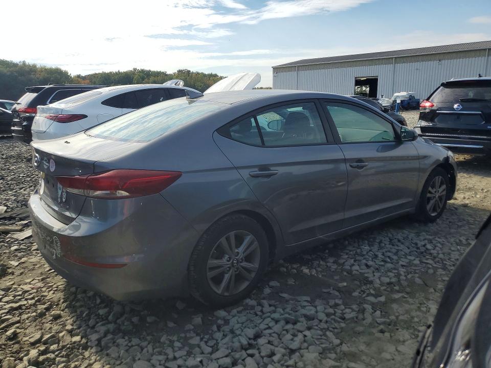 71283966 :رقم المزاد ، 5NPD84LF0JH271744 vin ، 2018 Hyundai Elantra مزاد بيع