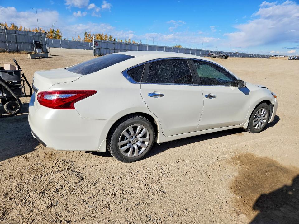 70926256 :رقم المزاد ، 1N4AL3APXHC285458 vin ، 2017 Nissan Altima مزاد بيع