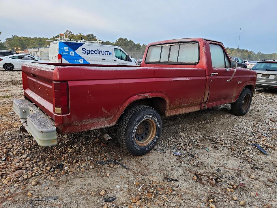 71393336 :رقم المزاد ، 1FTDF15N4FNA37848 vin ، 1985 Ford F150 مزاد بيع