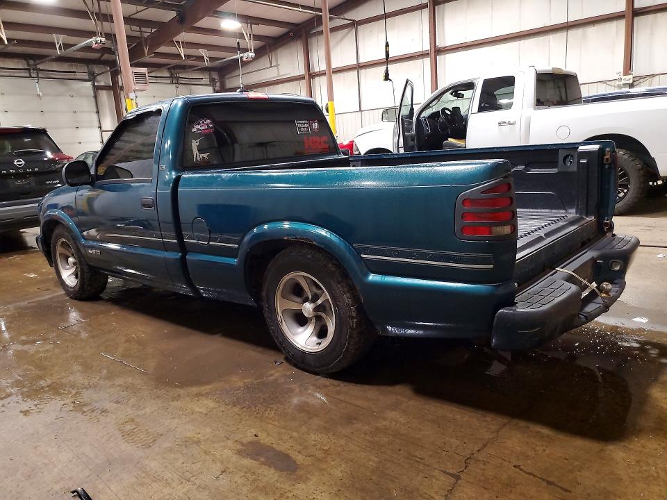 1998 Chevrolet S Truck მანქანა იყიდება აუქციონზე, vin: 1GCCS1443W8135848, აუქციონის ნომერი: 70040376