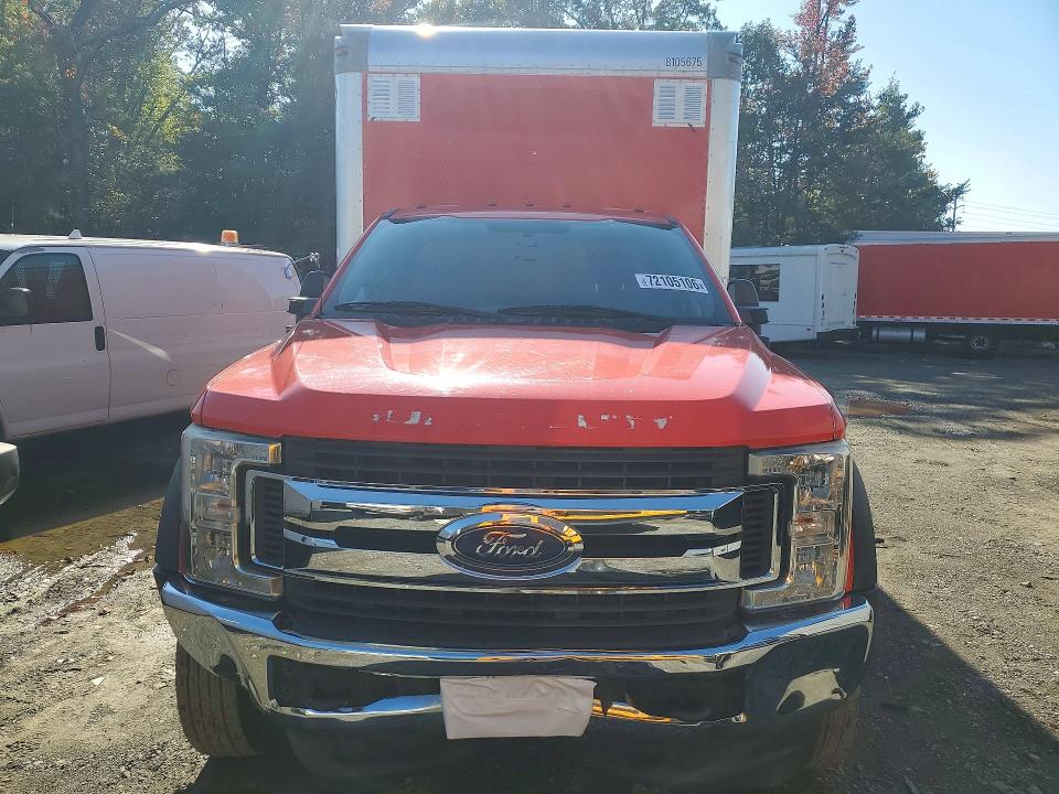 Продаж на аукціоні авто 2017 Ford F550, vin: 1FDUF5HT2HED61154, номер лоту: 72105106