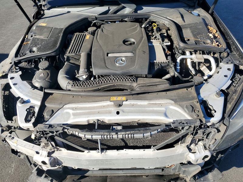 2016 Mercedes-benz C მანქანა იყიდება აუქციონზე, vin: 55SWF4JB7GU151380, აუქციონის ნომერი: 71984686